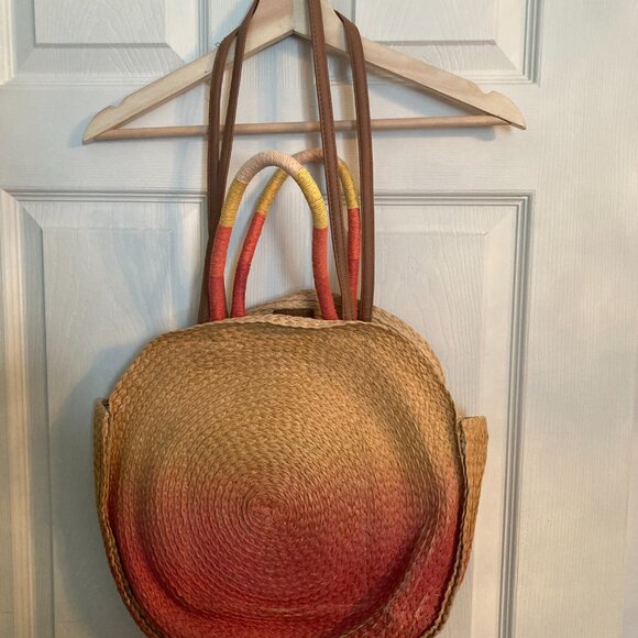 Summer / Beach Wicker Bag -EUC - Picture 3 of 6
